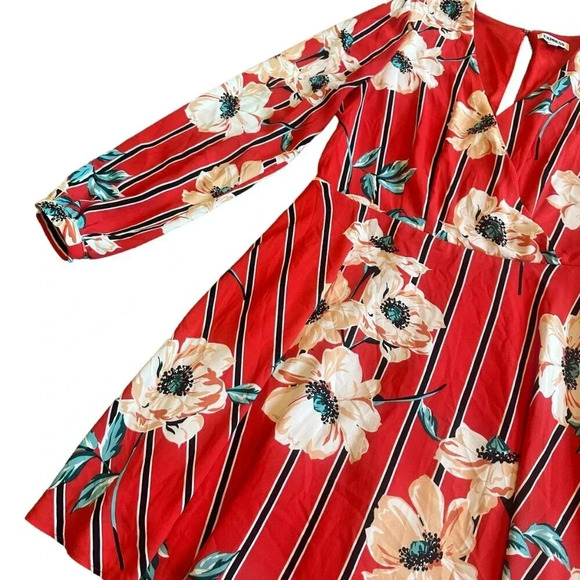 Express Bold Floral Print Long Sleeve Dress Swing A-Line Size Medium Women's - Picture 5 of 11